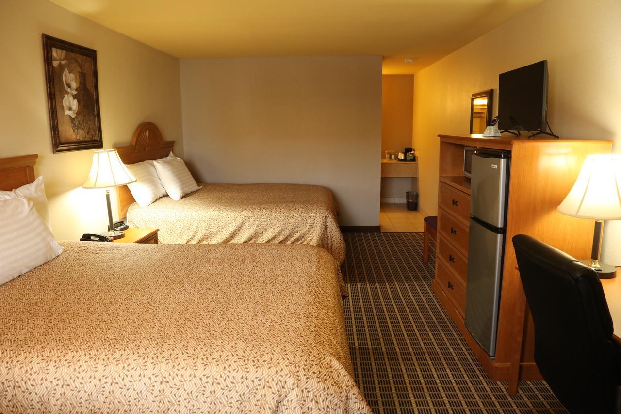 Coach Light Inn Brenham Εξωτερικό φωτογραφία